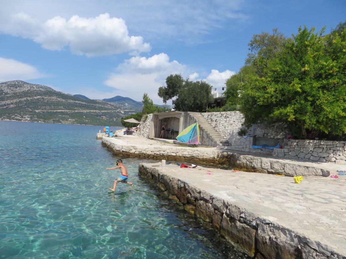 I&J Relaxing Beach Apartments Račišće Kültér fotó