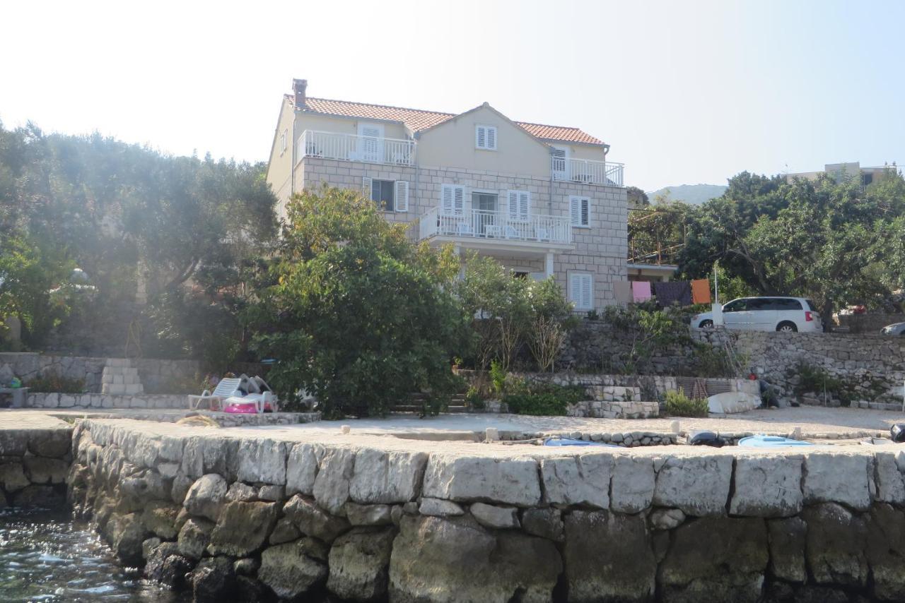 I&J Relaxing Beach Apartments Račišće Kültér fotó